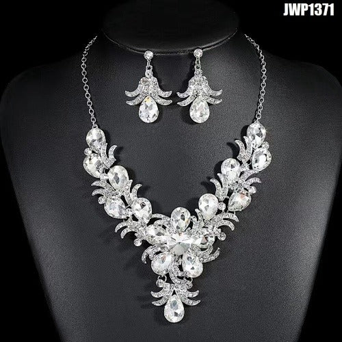 JEWELRY SET- STONES