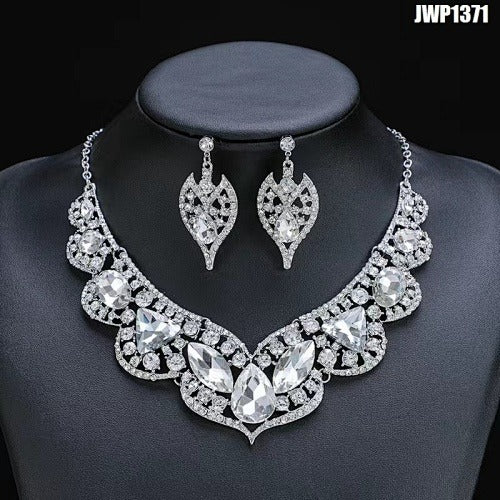 JEWELRY SET- STONES