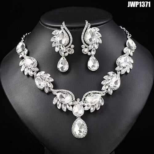 JEWELRY SET- STONES