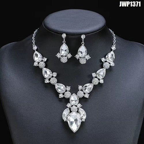 JEWELRY SET- STONES
